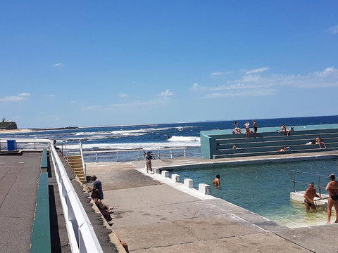 Arena Luxury Beachfront Apartment - Accommodation Cairns 4