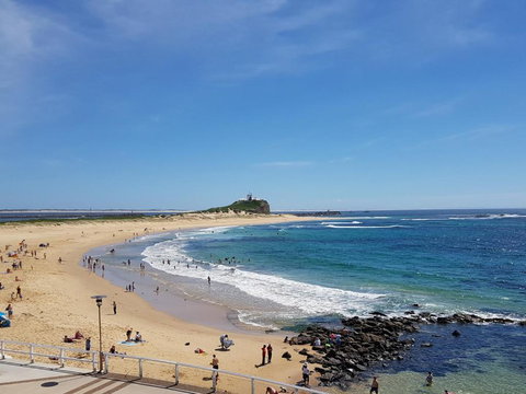 Arena Luxury Beachfront Apartment - Accommodation Cairns 2