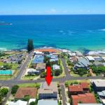 Bimbadeen Penthouse Across The Road From Main Beach! - Accommodation Cairns 0