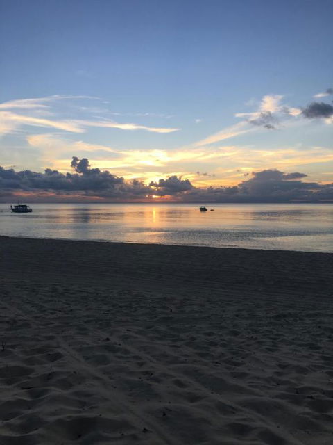 Beach Front Villa At Tangalooma - Accommodation Cairns 2