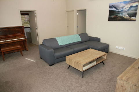 Woollybutt - Accommodation Cairns 3