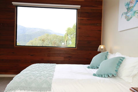 Woollybutt - Accommodation Cairns 0