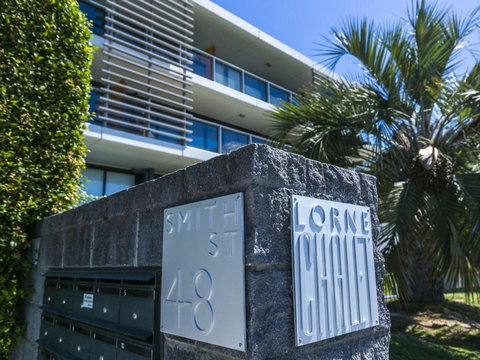 LORNE CHALET APARTMENT 11 Odyssea - Accommodation Cairns 2