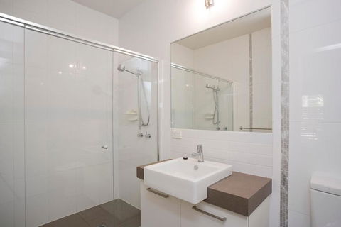 Exclusive Anglesea River Beach Apartment - Accommodation Cairns 2