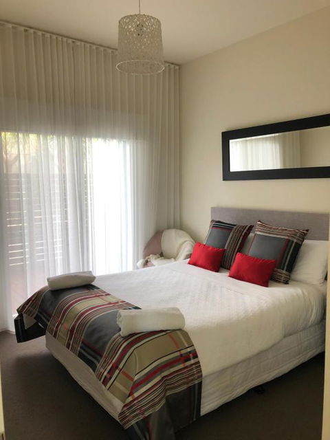 Exclusive Anglesea River Beach Apartment - Accommodation Cairns 3