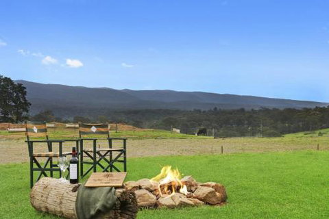 TINY HOME......BIG Views - Accommodation Cairns 4