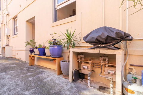 Beautiful Beach Home In Superb Location - Accommodation Cairns 3