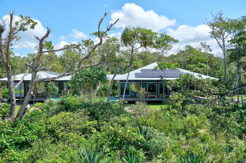 The Bungalows - Accommodation Cairns 0