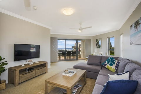 Breakers 2/12 - Accommodation Cairns 4