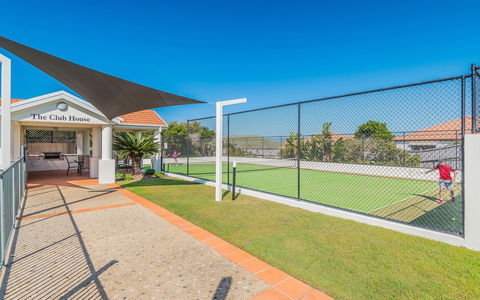 Breakers 2/12 - Accommodation Cairns 1