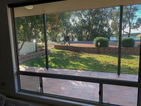 Hooterville - Accommodation Cairns 5