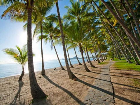 BEACH RETREAT At PALM COVE - Accommodation Cairns 2