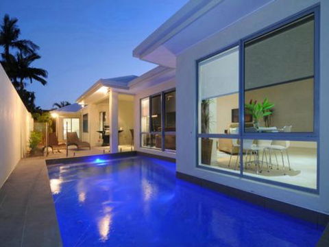 BEACH RETREAT At PALM COVE - Accommodation Cairns 0
