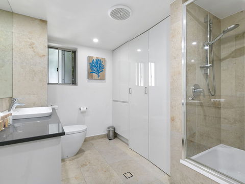 Breathtaking Views Across Noosa Unit 1 Taralla 18 Edgar Bennett Avenue - Accommodation Cairns 3