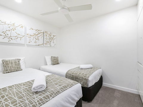 Breathtaking Views Across Noosa Unit 1 Taralla 18 Edgar Bennett Avenue - Accommodation Cairns 2