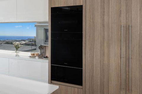 Sea La Vie #2 Luxury Apartment In Coffs Harbour Jetty With Pool Views & Walking Distance To The Beach! - Accommodation Cairns 3