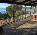 CDC 625 Beach House incl.rear 2BR studio - Accommodation Cairns