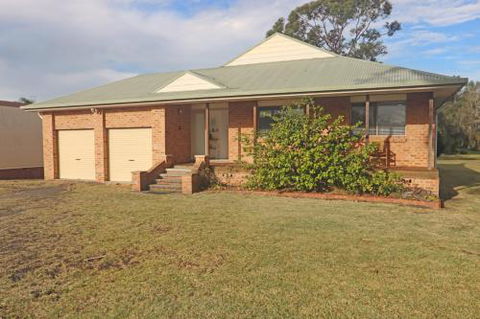 Boomerang - Accommodation Cairns 0