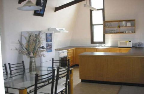 Bogong 2 - Accommodation Cairns 2