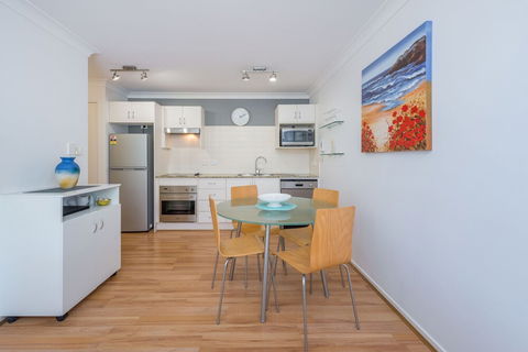 Beach Club 18 Nelson Bay - Accommodation Cairns 2