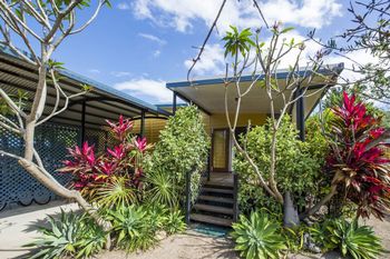 Breezy - Accommodation Cairns 0