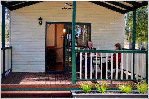 Apex RiverBeach Holiday Park - Accommodation Cairns 3