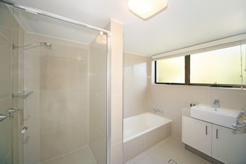 Lahaina Apartments - Accommodation Cairns 2