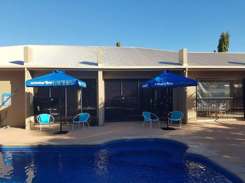 Chinchilla Palms Motor Inn - Accommodation Cairns 0
