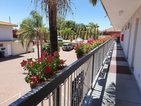 Toorak Lodge - Accommodation Cairns 3