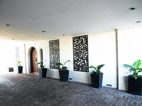 Toorak Lodge - Accommodation Cairns 1