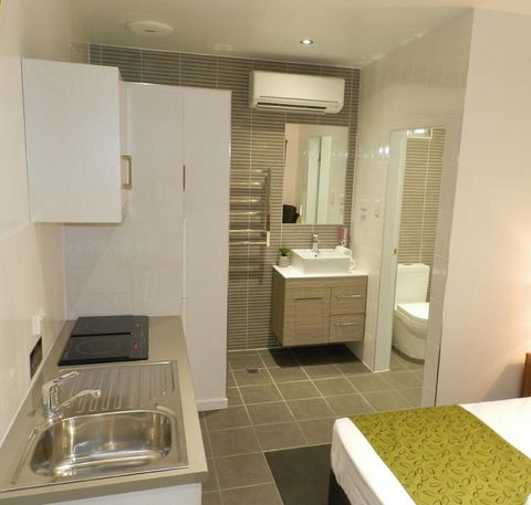 Copper City Motel - Accommodation Cairns 2