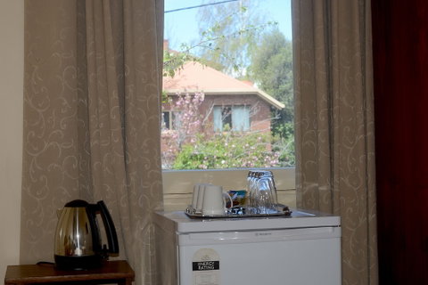 Edinburgh Gallery Bed & Breakfast - Accommodation Cairns 5
