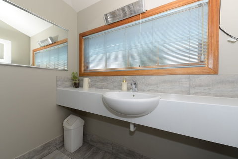 Edinburgh Gallery Bed & Breakfast - Accommodation Cairns 4