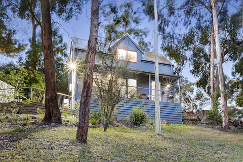 Briars Cottage - Daylesford - Accommodation Cairns 1