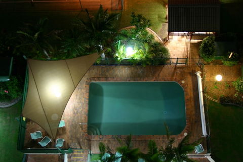 Beaconlea Tower Apartments - Accommodation Cairns 0