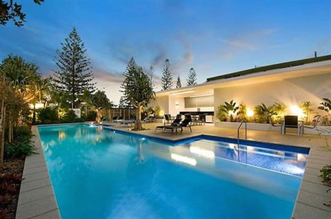Ocean Pacific Broadbeach - Accommodation Cairns 0