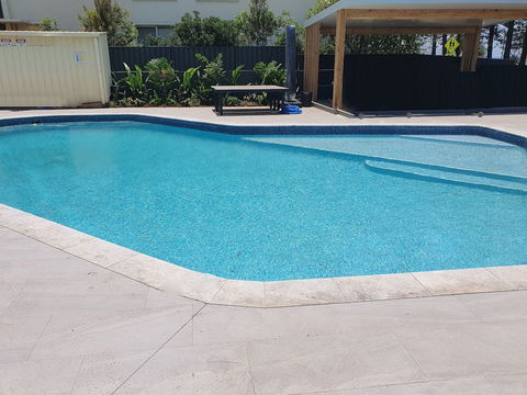 Burleigh Esplanade Apartments - Accommodation Cairns 5