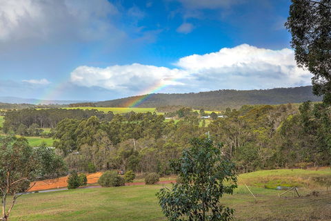 Karma Chalets - Accommodation Cairns 4