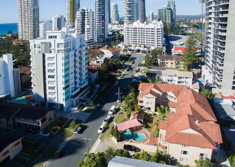 Jubilee Views Holiday Apartments - Accommodation Cairns 0