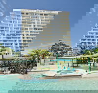 Burleigh Beach Tower - Accommodation Cairns