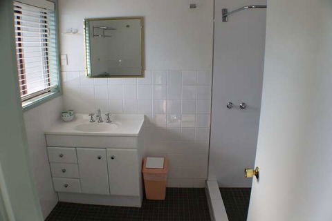 Lake Forbes Motel - Accommodation Cairns 7