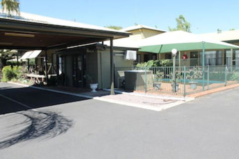 Lake Forbes Motel - Accommodation Cairns 0
