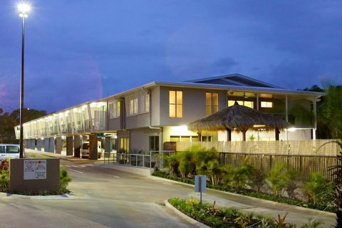 The Coast Motel - Accommodation Cairns 0