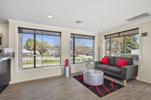 Thunderbird Motel - Accommodation Cairns 1