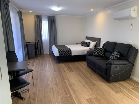 Thunderbird Motel - Accommodation Cairns 5