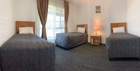 Swaggers Motor Inn - Accommodation Cairns 6