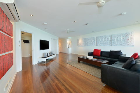 Bellevue At Trinity Beach - Accommodation Cairns 4