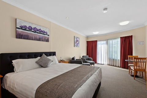 Eastgate On The Range Motel - Accommodation Cairns 6