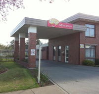 Big Valley Lakeside Paradise Motor Inn - Accommodation Cairns