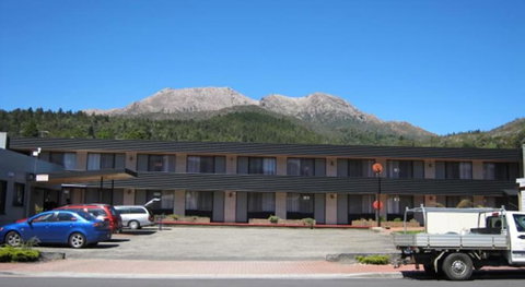 Queenstown Motor Lodge - Accommodation Cairns 2